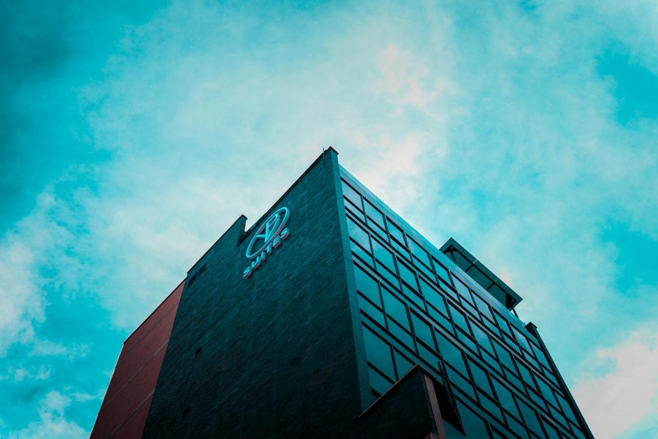 Vpv Suites Medellin Exterior photo